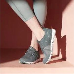 ON Sneaker Women's Cloud Terry Leather Olive Green Lightweight Running Support 7